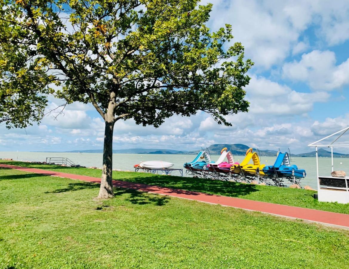 Babvirag Porta Fonyodliget Villa Exteriör bild