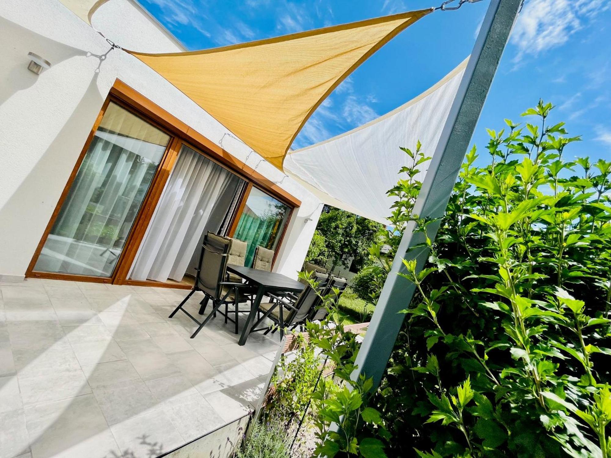 Babvirag Porta Fonyodliget Villa Exteriör bild